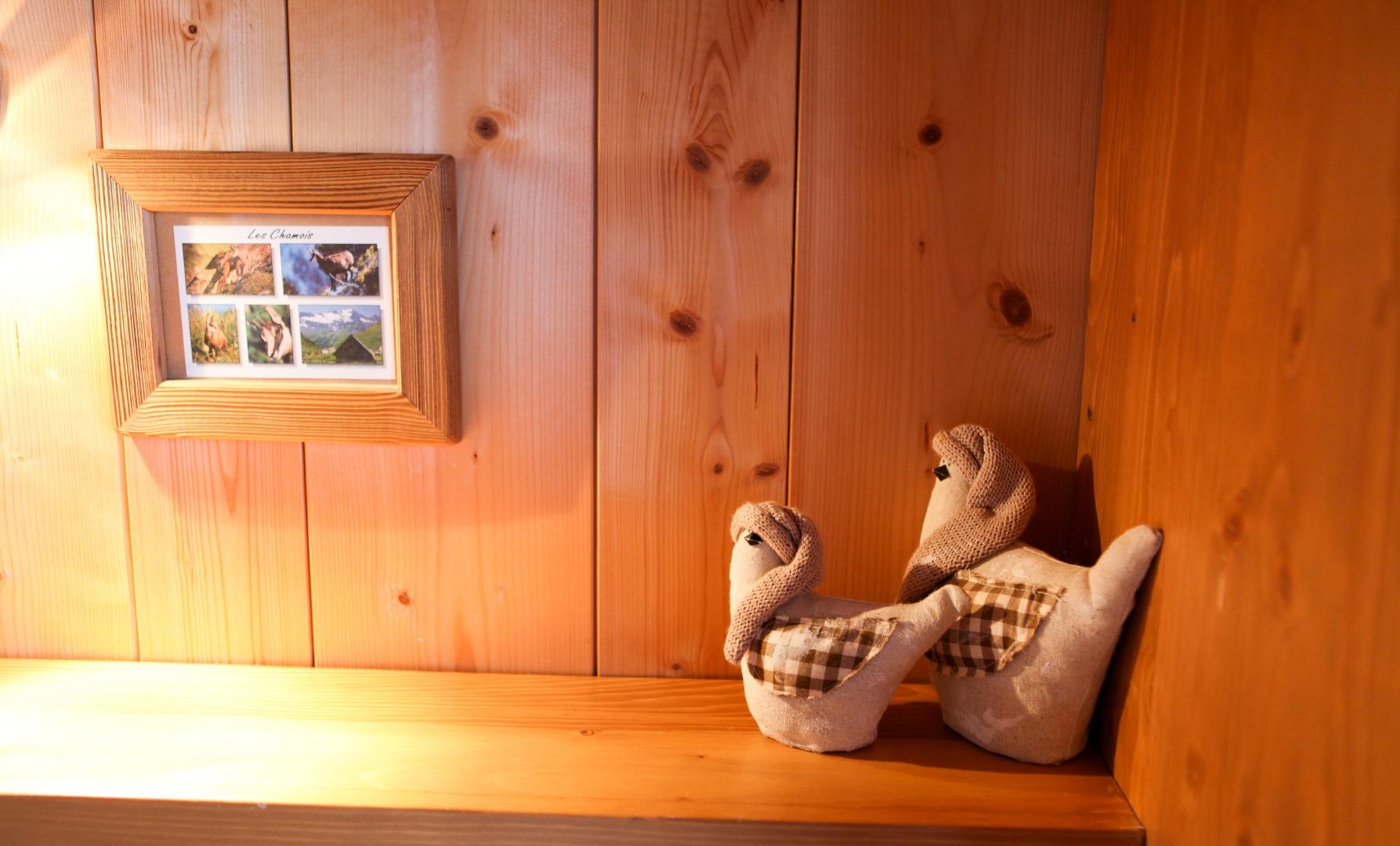 Déco chaleureuse et ambiance bois.